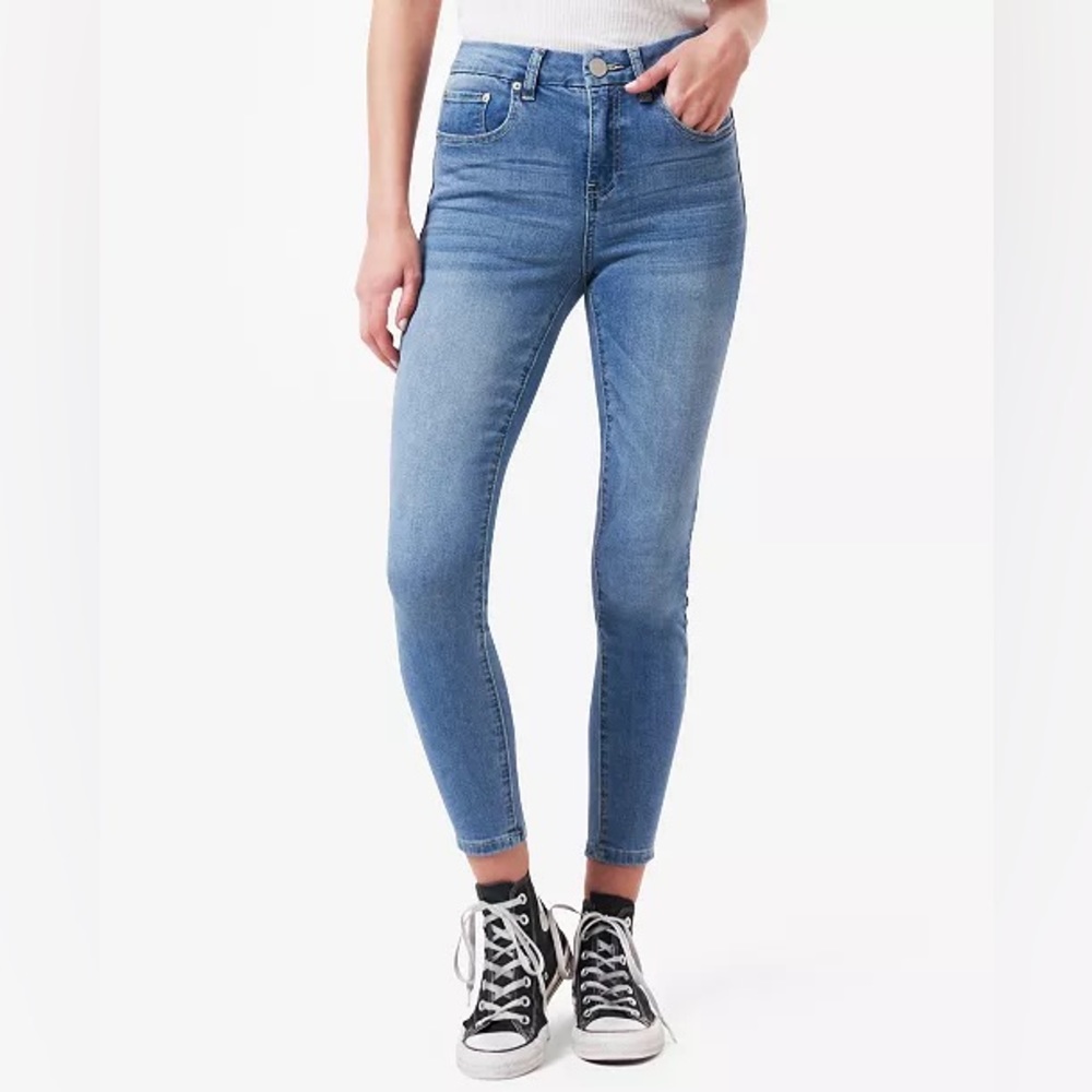 Kendall + Kylie Ultra Babe Skinny Jeans